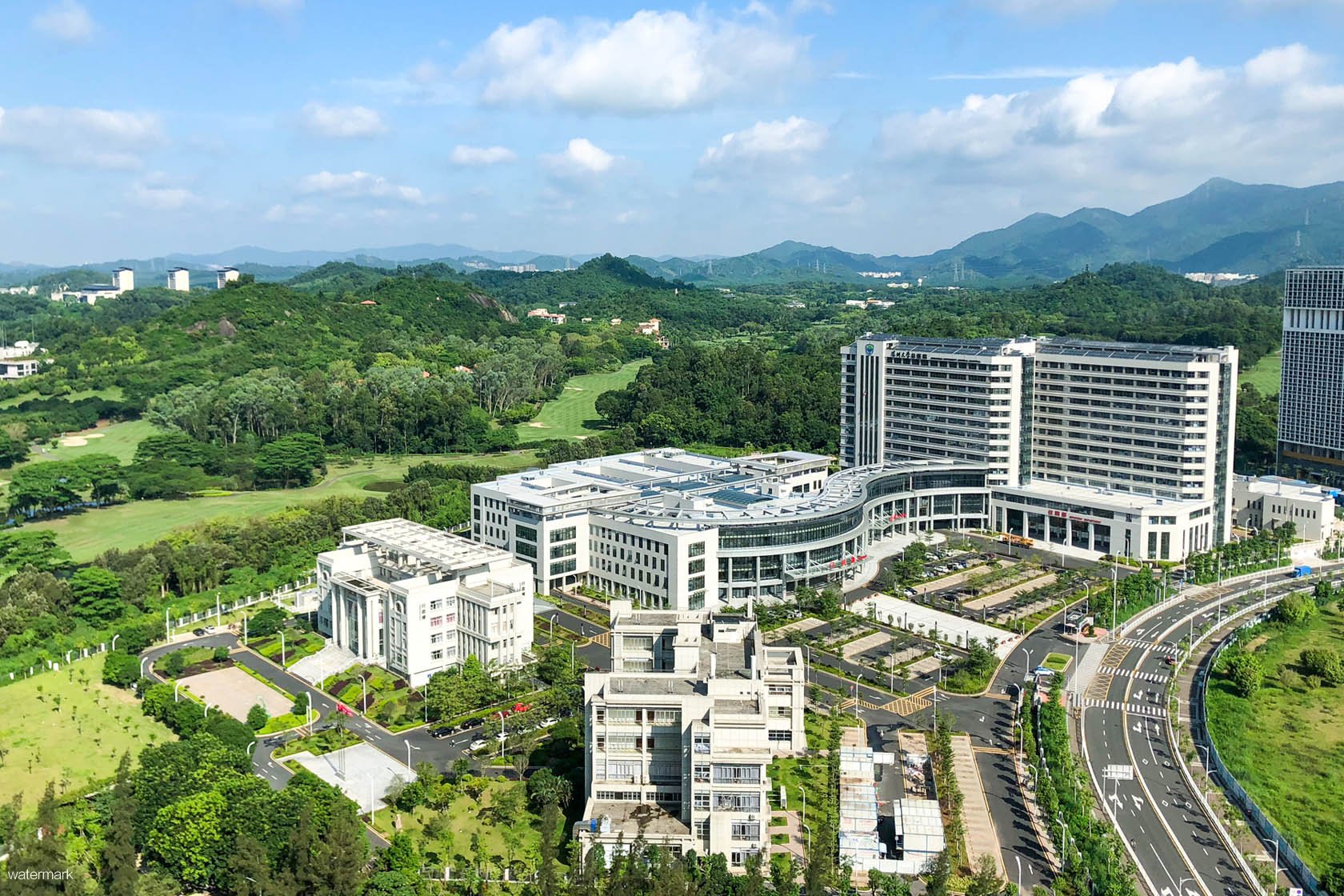 深圳大學(xué)總醫(yī)院——“電子哨兵”上崗，賦能基層防疫。