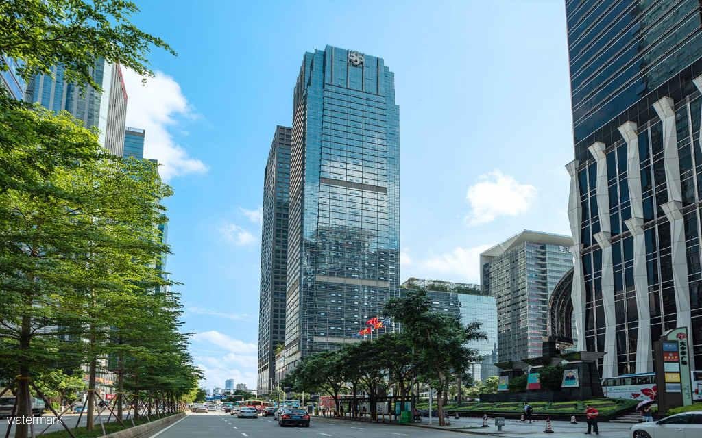 深圳CBD核心區(qū)金中環(huán)國際商務(wù)大廈——“電子哨兵”防疫閘機項目
