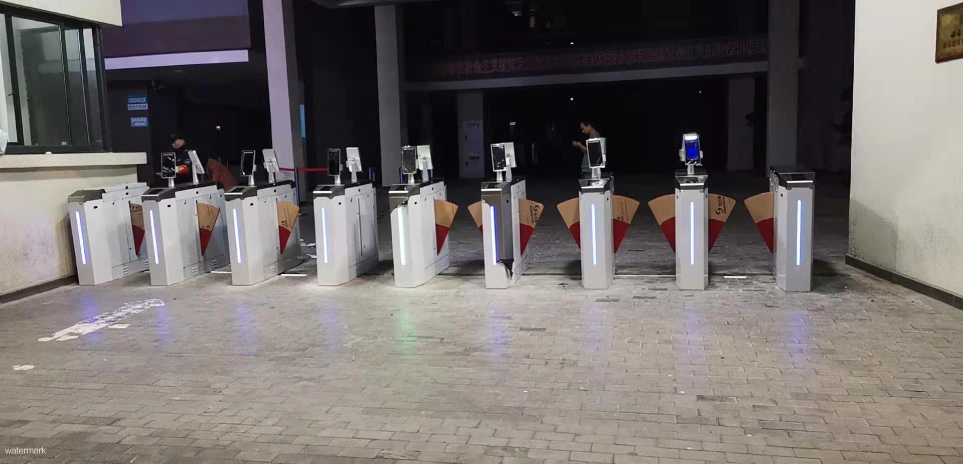 智能門禁閘機(jī)為校園生活帶來(lái)哪些便利