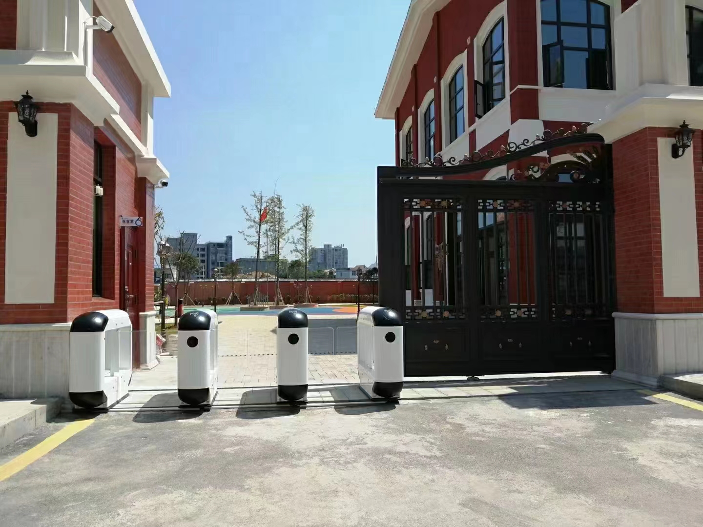 智慧校園人臉閘機(jī)，守牢校園安全防線