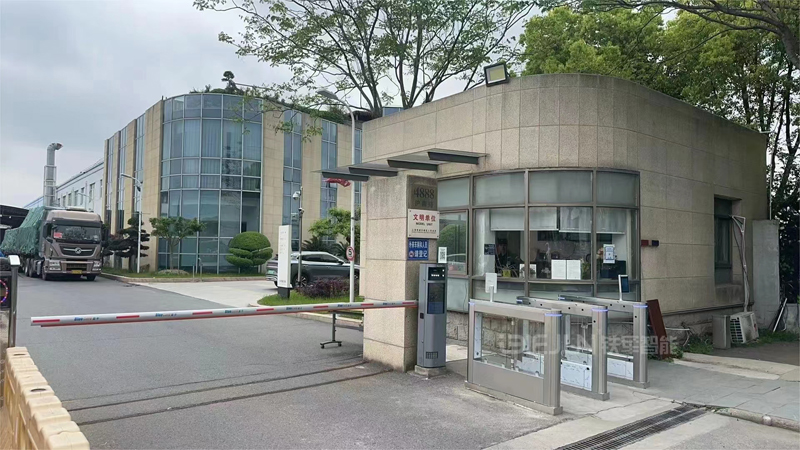 安裝在戶外的人行通道閘如何做好防水和防曬？